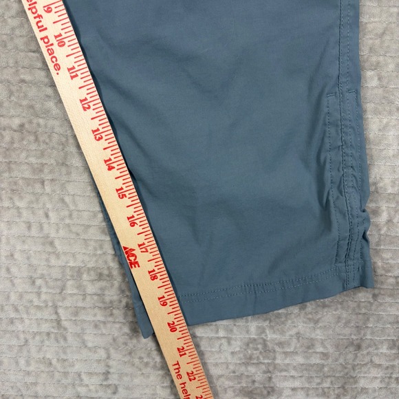 Eddie Bauer First Ascent Womens 16 Gray Blue Hiking Capri Cargo Pants Outdoor - Picture 3 of 10